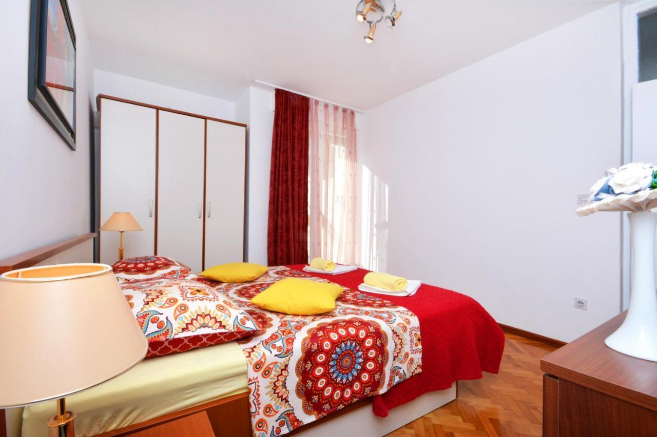 Apartment Dijana 3 Split Bagian luar foto